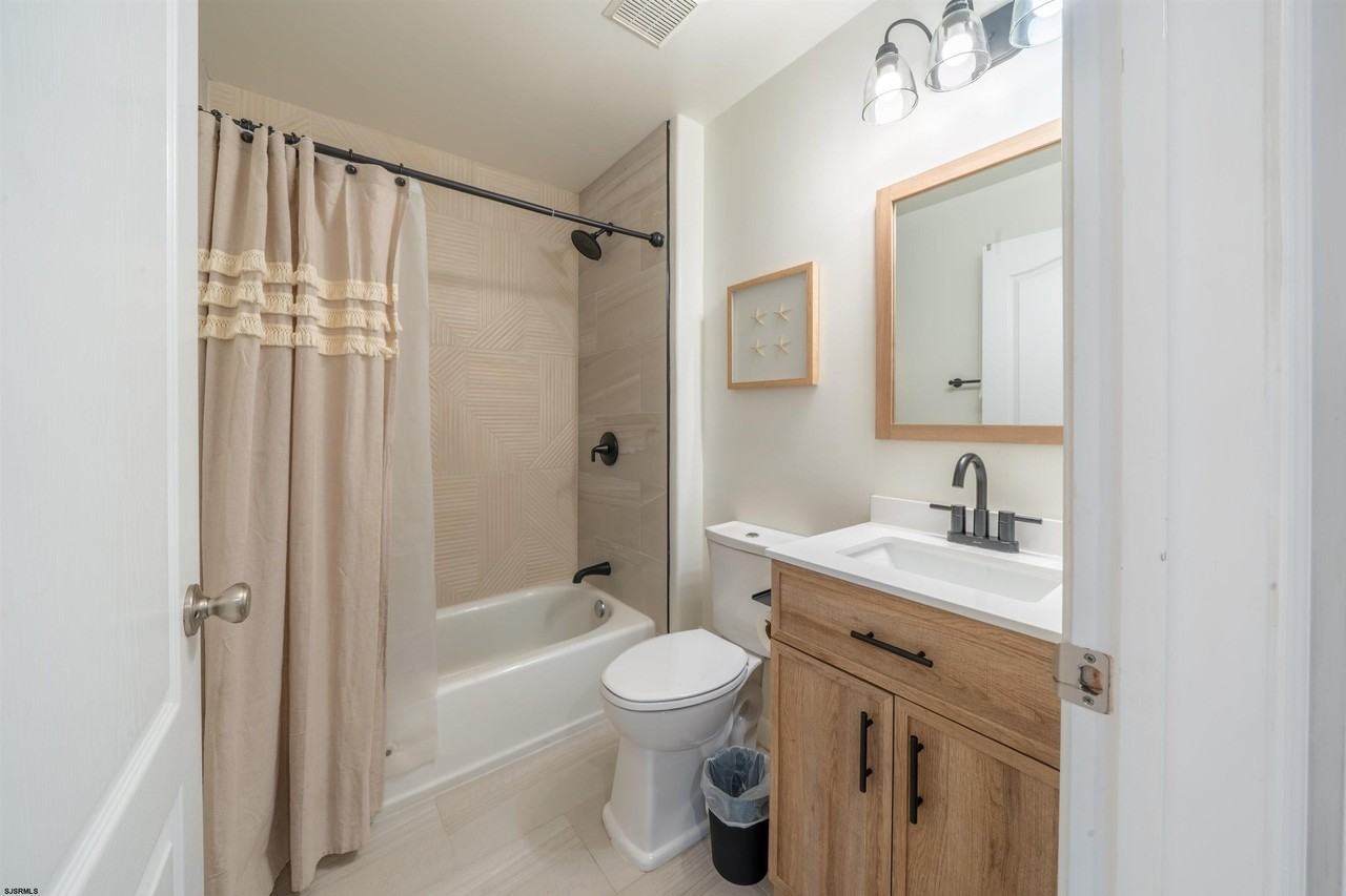 333 38th St S #A - Photo 7 of 50