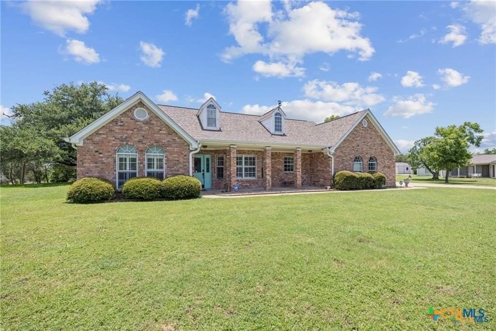 3912 Chisholm Trl - Photo 2 of 38