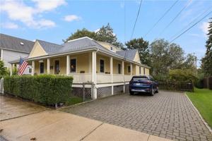 featured image of 21 Vaughan Ave #2