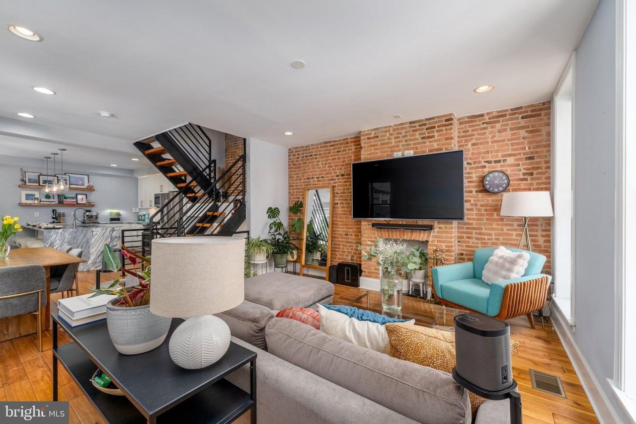 17 E Ostend St - Photo 4 of 50
