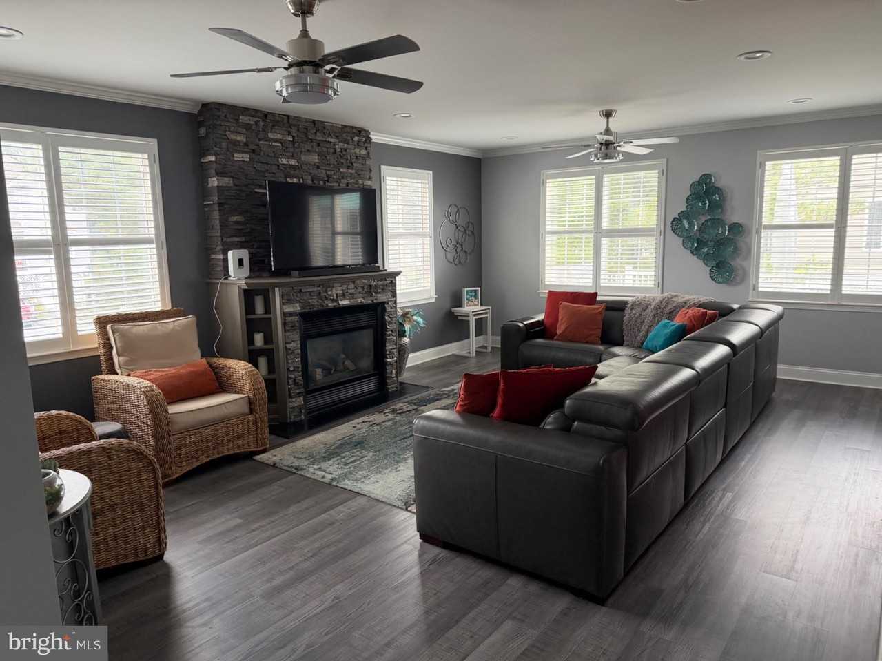 10 Creek Side Ct - Photo 5 of 24