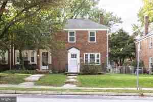 featured image of 161 Dumbarton Rd
