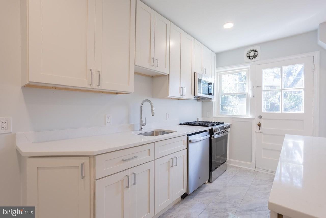 161 Dumbarton Rd - Photo 6 of 19