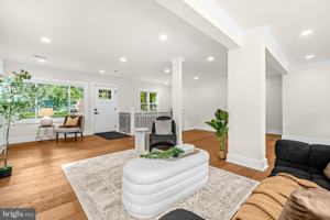 featured image of 703 Northwest Dr