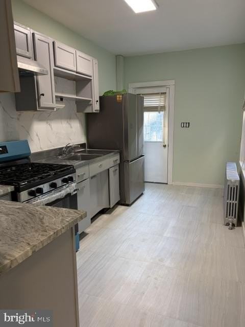 247 5th Ave - Photo 3 of 31