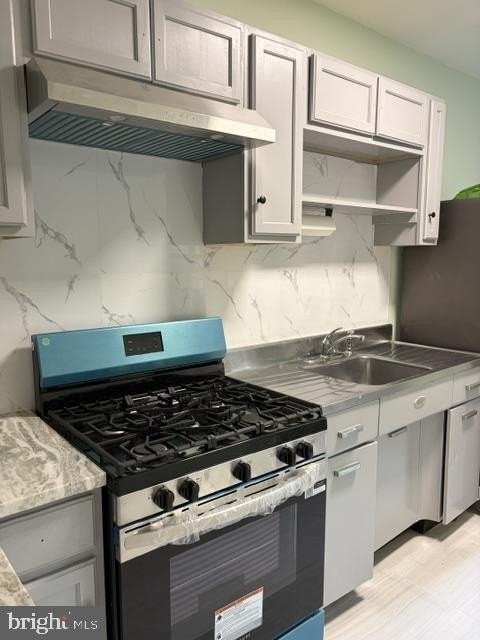 247 5th Ave - Photo 4 of 31