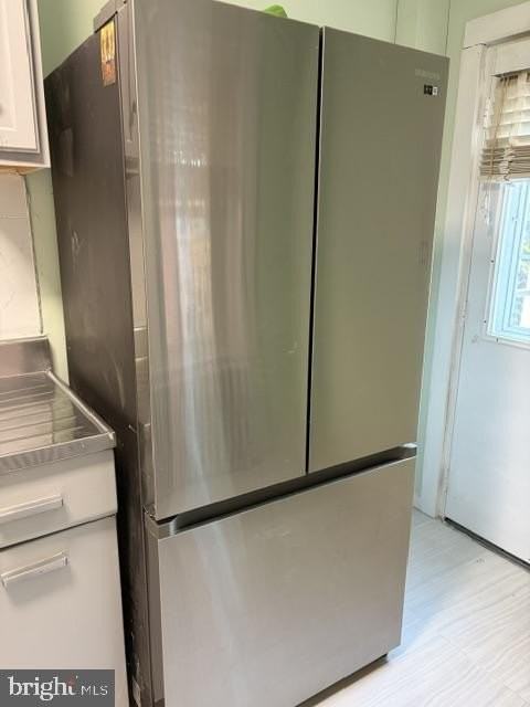 247 5th Ave - Photo 6 of 31