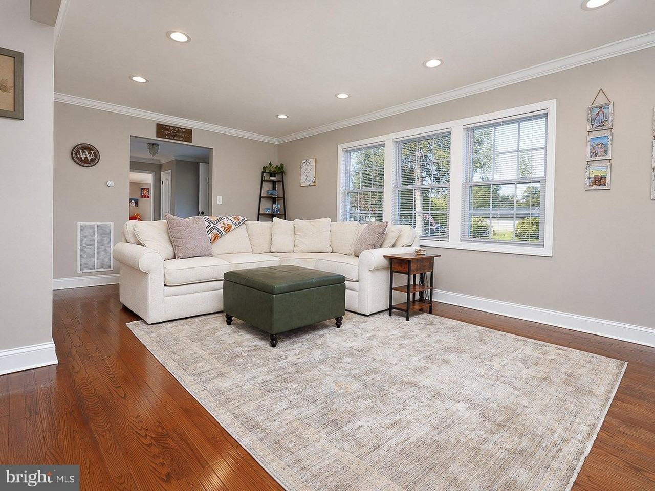 316 Evelyn Ave - Photo 4 of 41