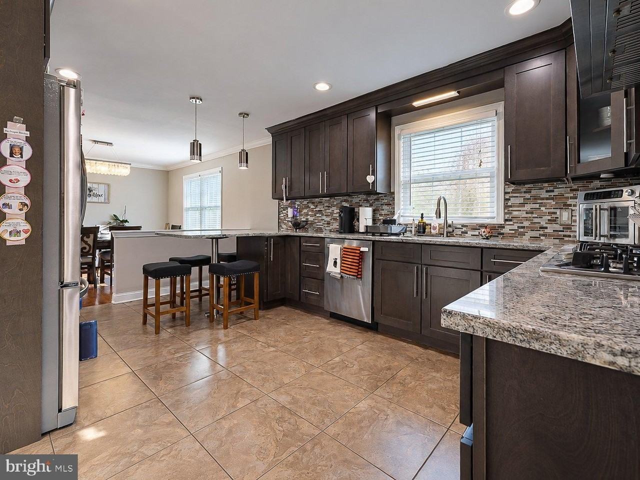 316 Evelyn Ave - Photo 6 of 41