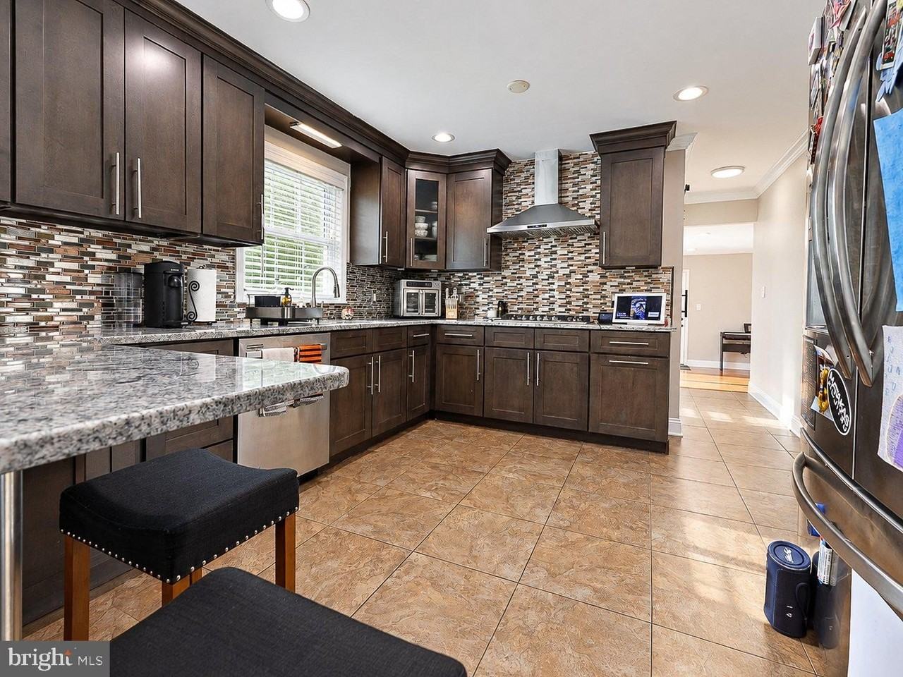 316 Evelyn Ave - Photo 7 of 41
