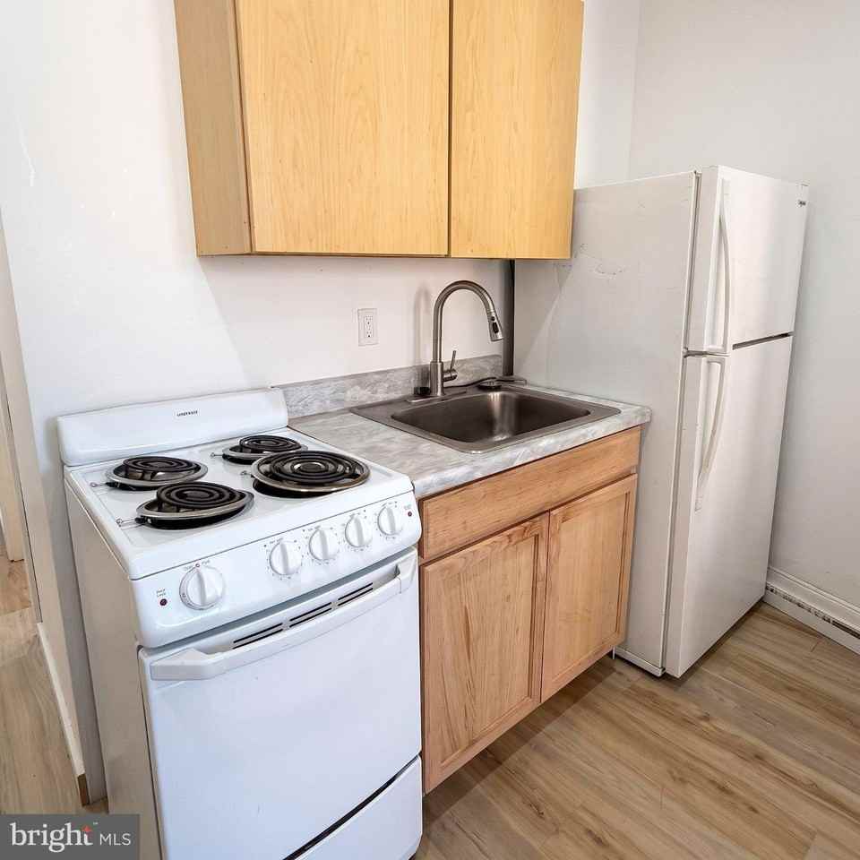 314 Reinecke Pl - Photo 3 of 7