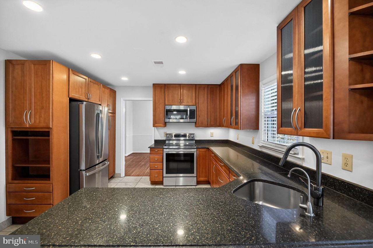 102 Cunningham Park Ct Se - Photo 6 of 26