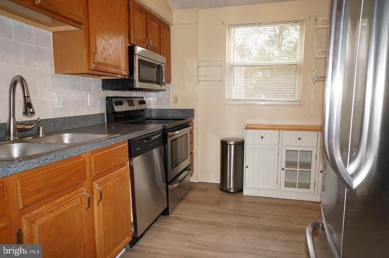 10337 Abbott Rd - Photo 7 of 36
