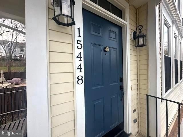 15448 Beachland Way - Photo 2 of 39