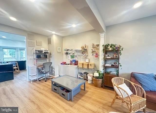 15448 Beachland Way - Photo 4 of 39