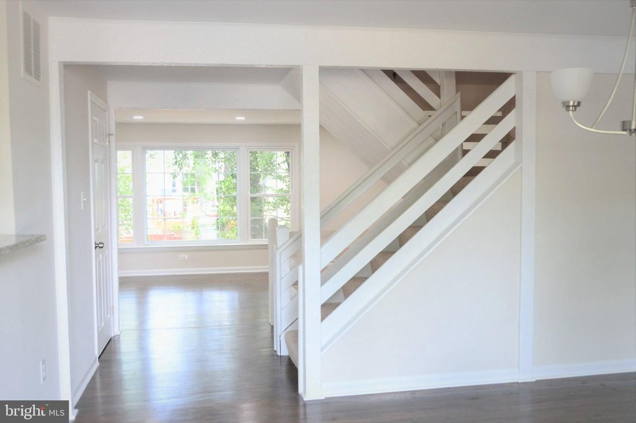 13201 Putnam Cir - Photo 2 of 18