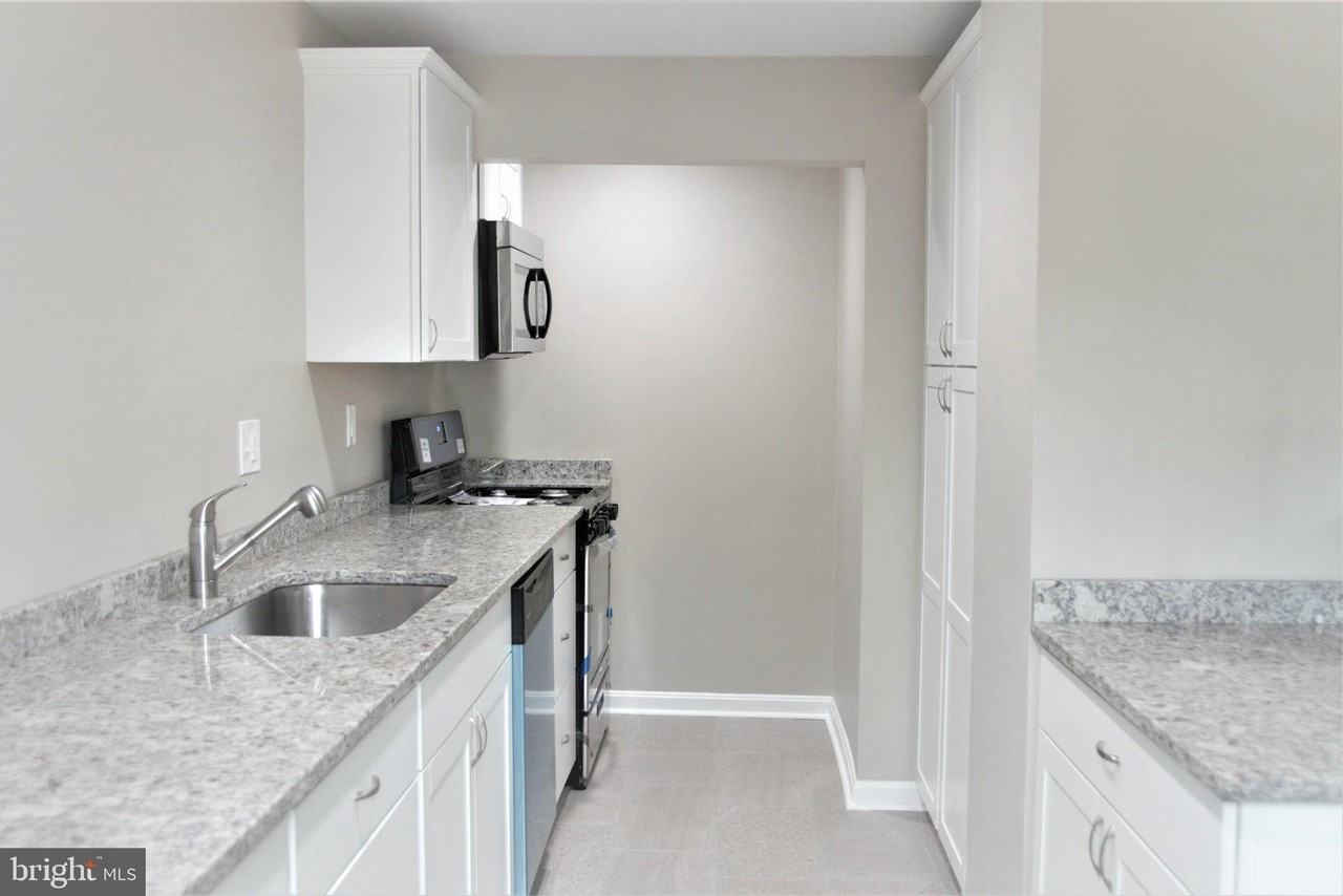 13201 Putnam Cir - Photo 6 of 18