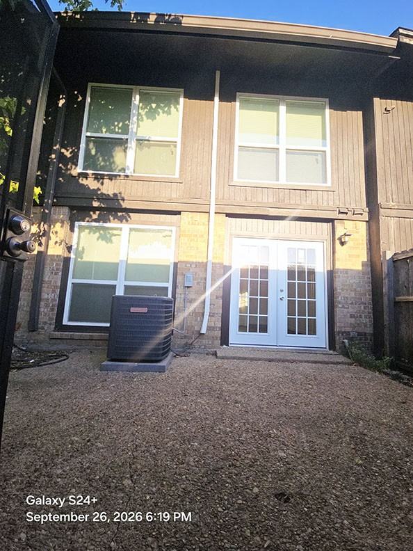 224 Rolling Hills Place - Photo 2 of 18