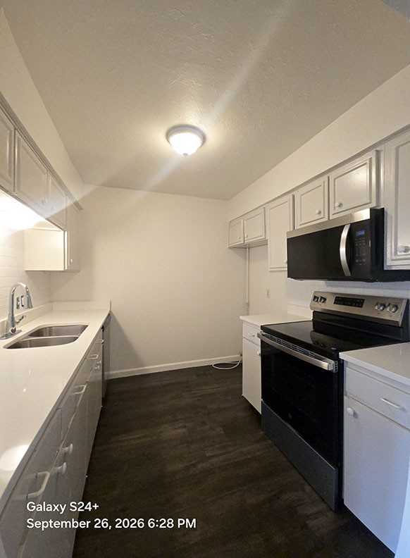 224 Rolling Hills Place - Photo 5 of 18