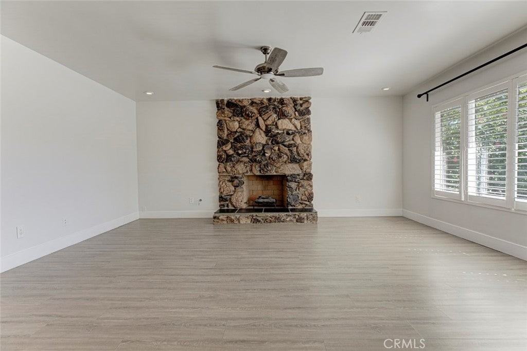 16733 Sunburst St - Photo 6 of 37