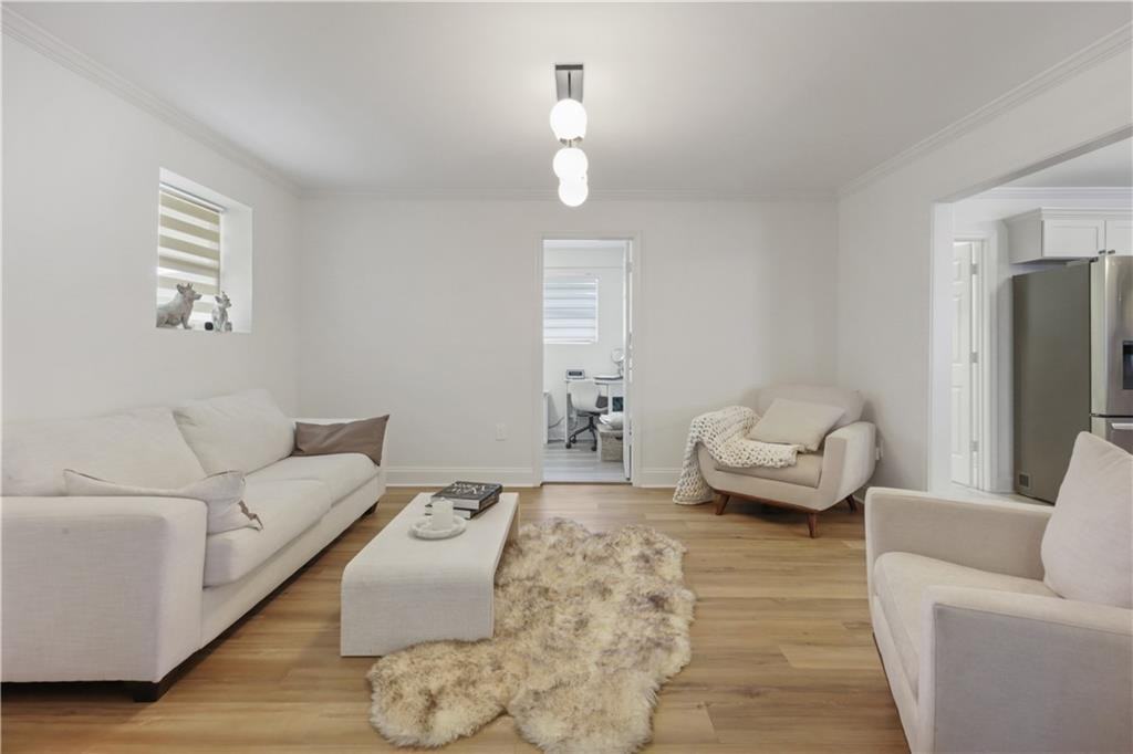 4420 Taft Park - Photo 6 of 20