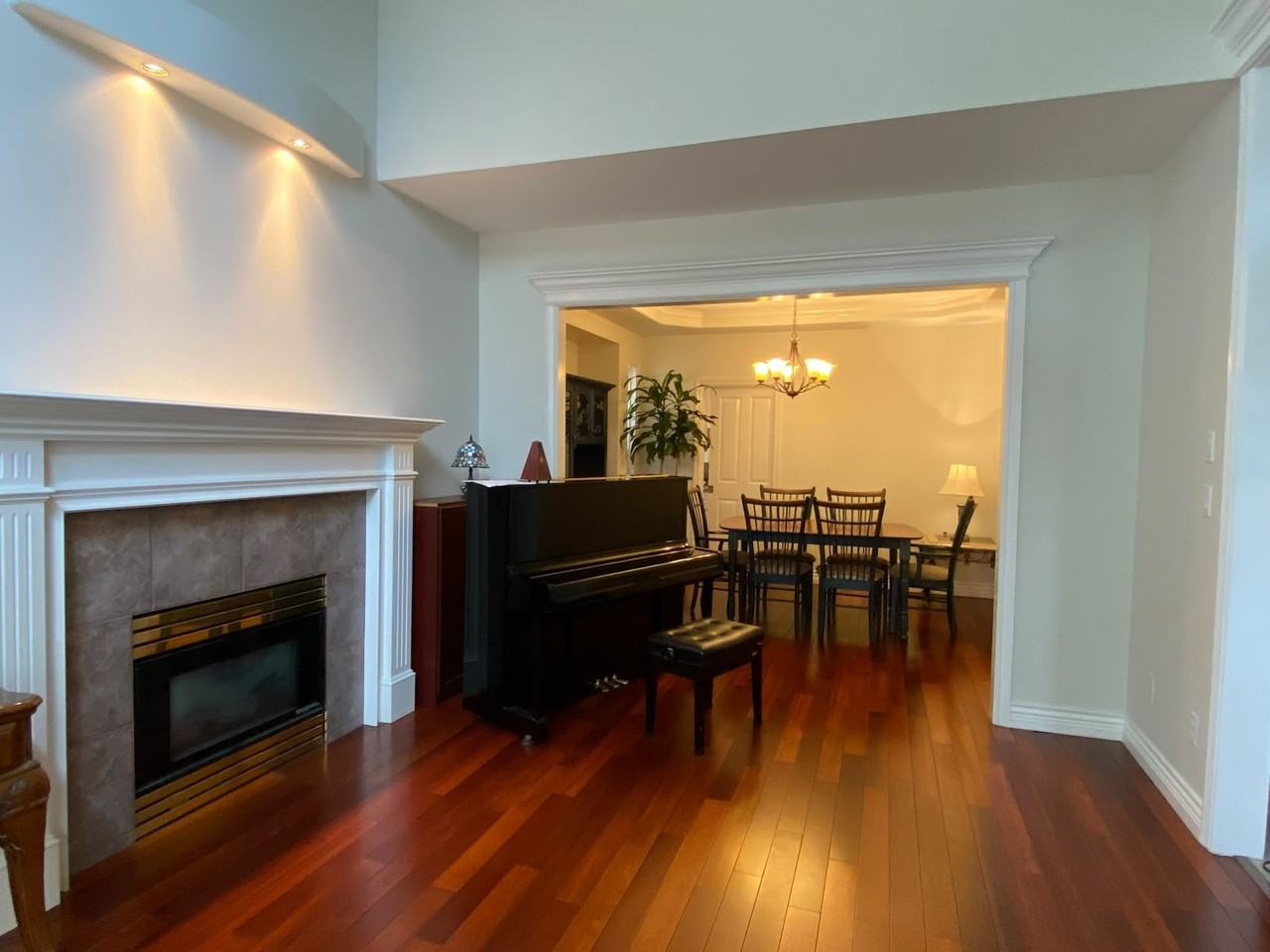 16751 85A Avenue - Photo 4 of 19