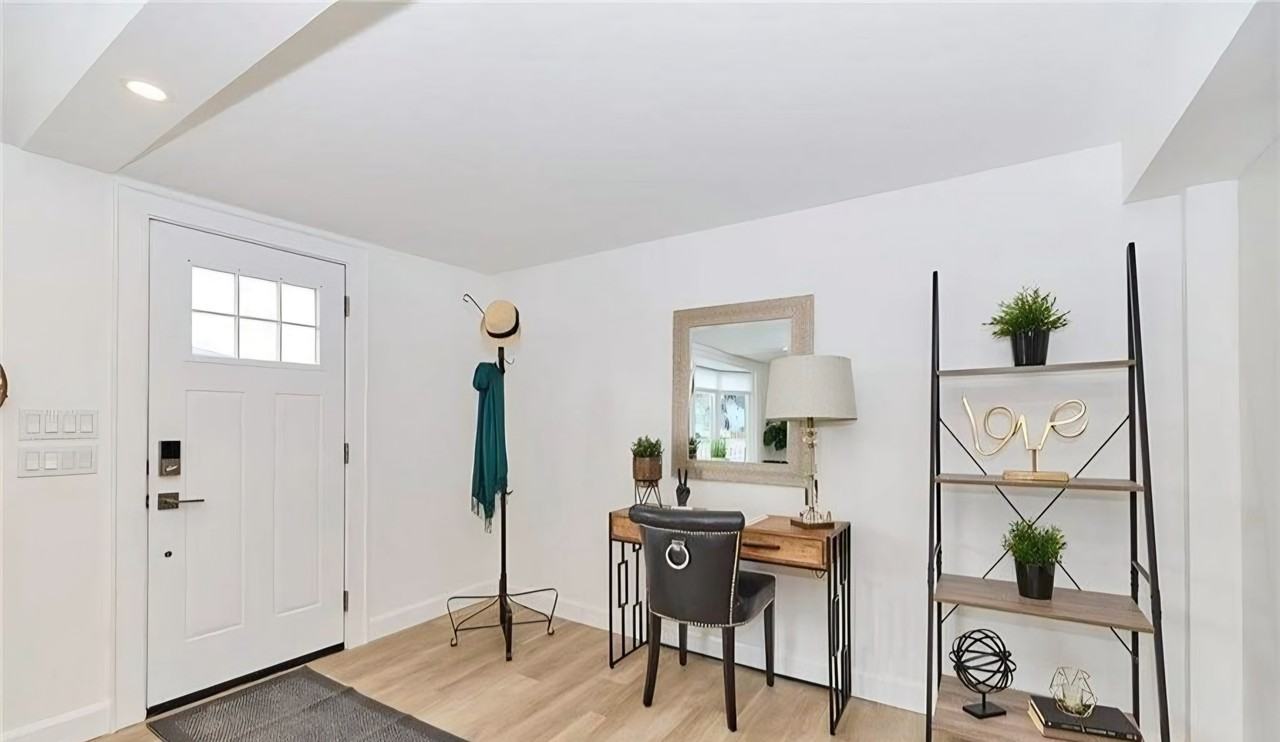 5492 Highland Avenue - Photo 2 of 25