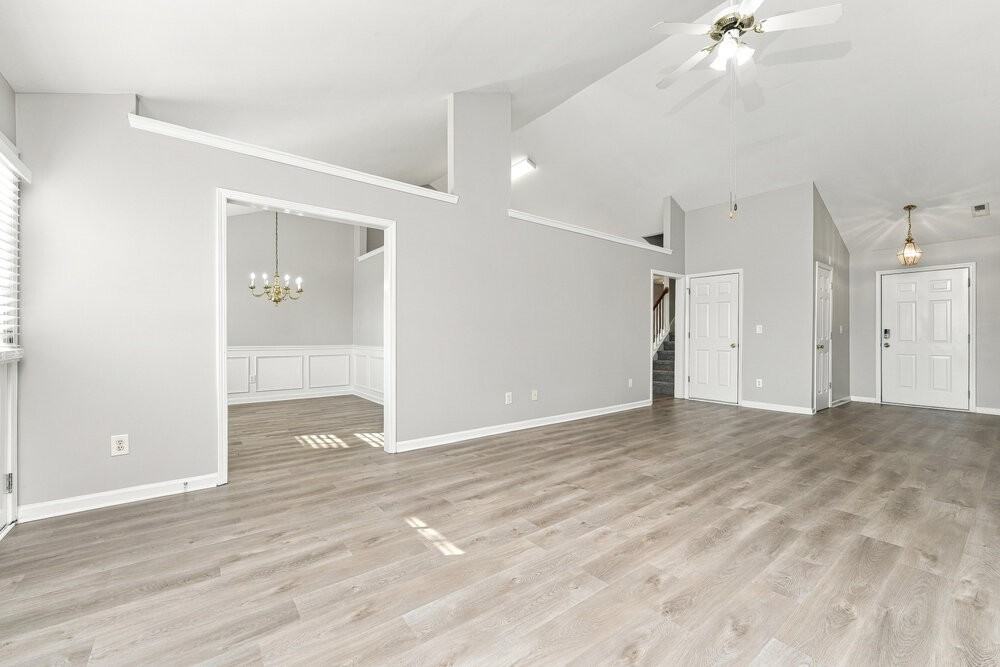 230 Cedarhurst Rd - Photo 6 of 18