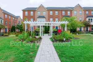 featured image of 4608 Dillon St