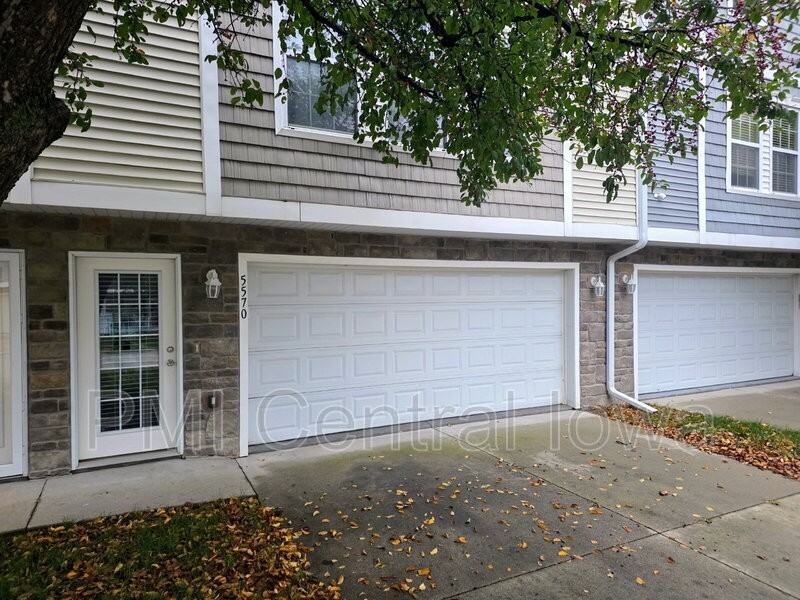 5570 Boston Ct - Photo 2 of 24