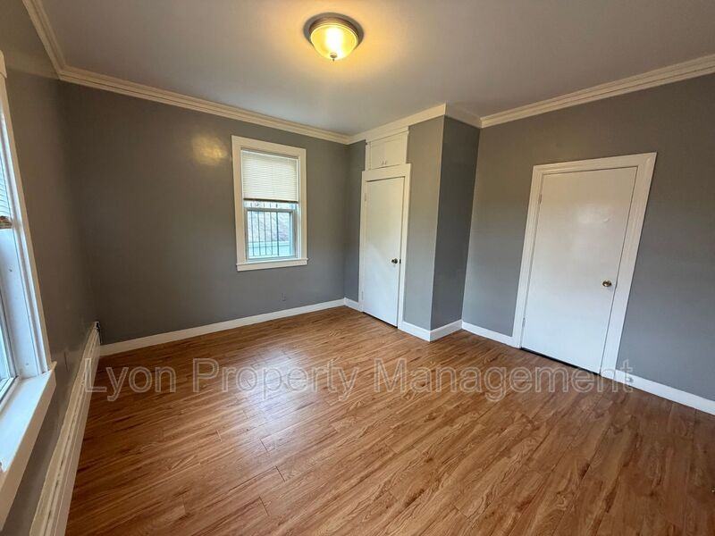 83 Bolivar St #2 - Photo 6 of 8