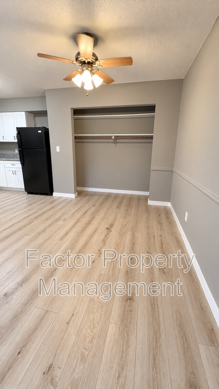 414 Allan Ave #303 - Photo 5 of 10