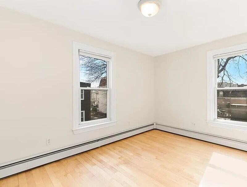 4 Webster St #5 - Photo 3 of 8