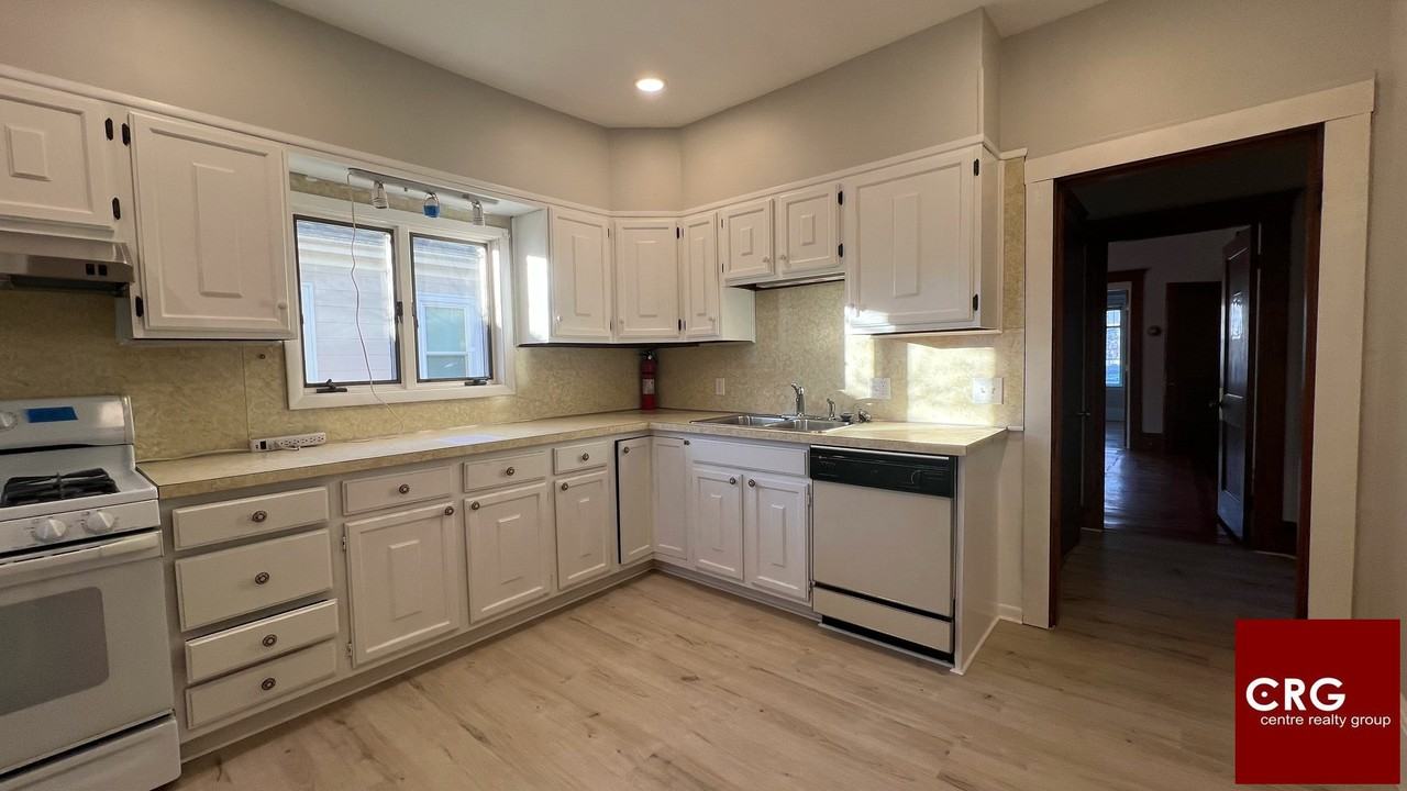 77 Pearson Rd - Photo 3 of 9