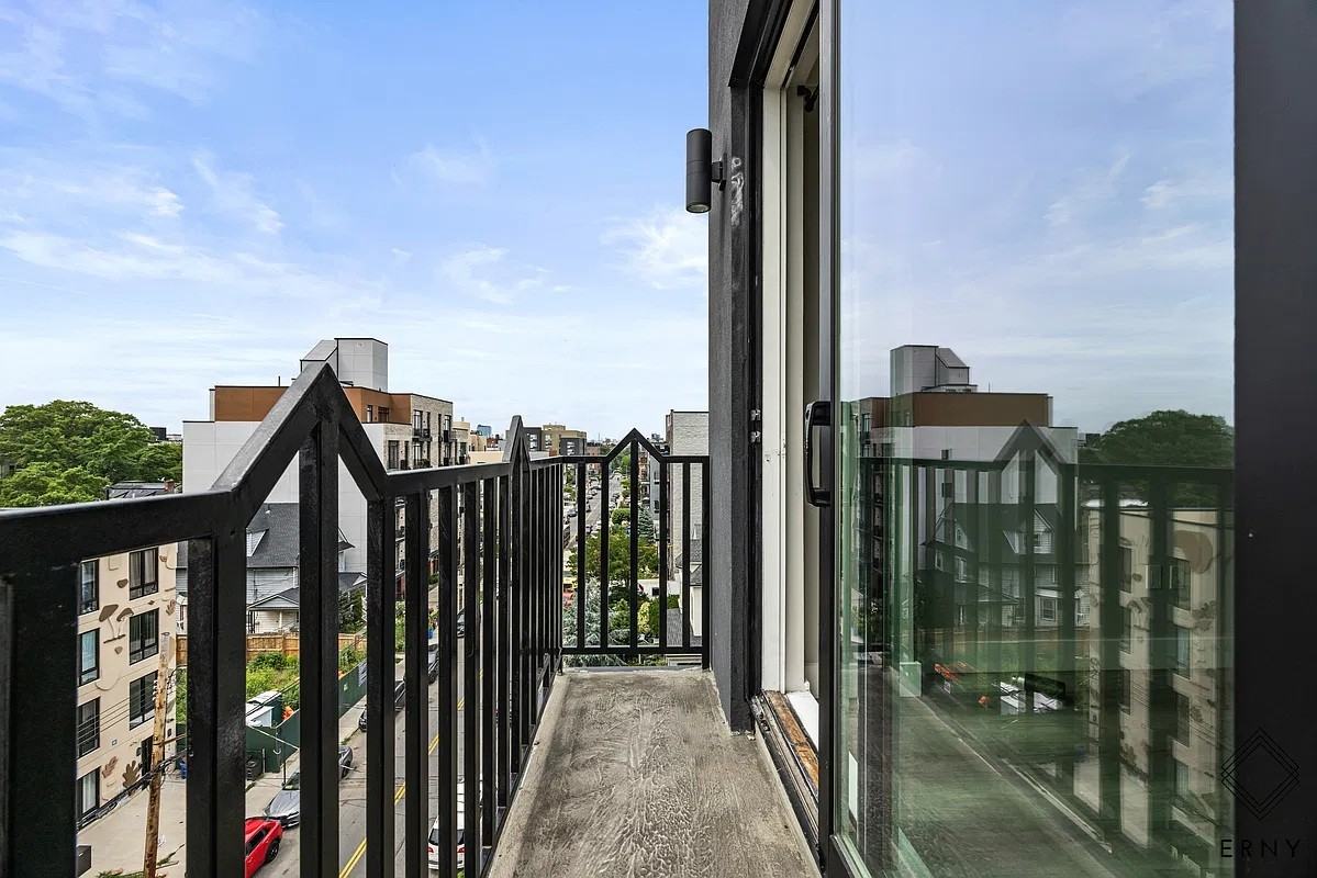 1565 New York Avenue #2 - Photo 7 of 7