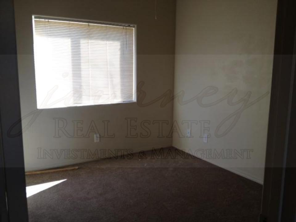 5101 E Ramada Dr - Photo 2 of 10