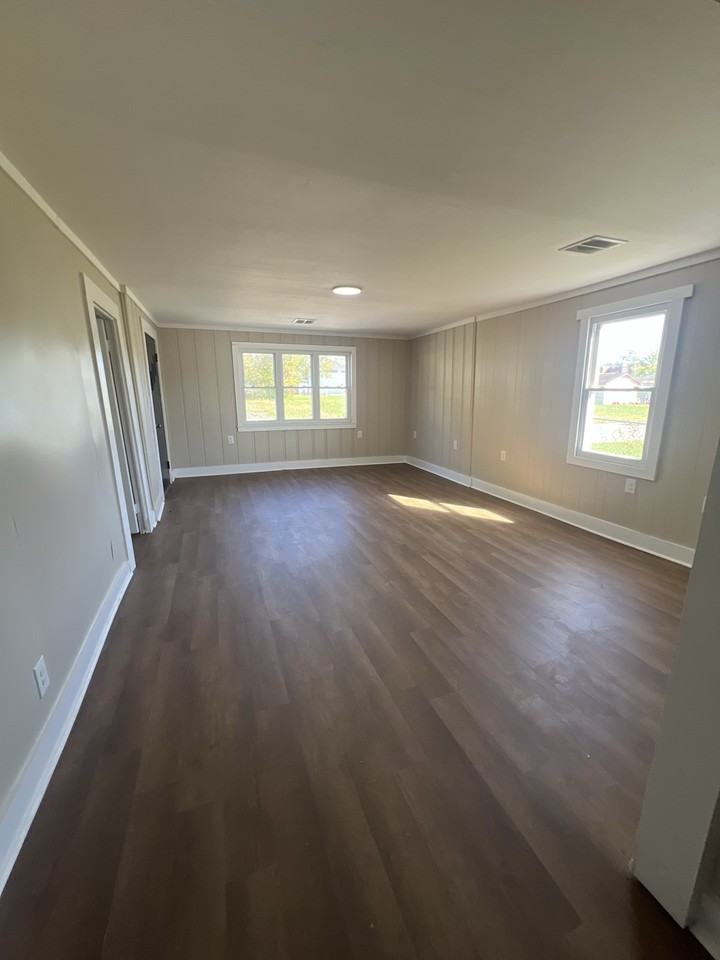 508 College St #MAIN - Photo 2 of 24