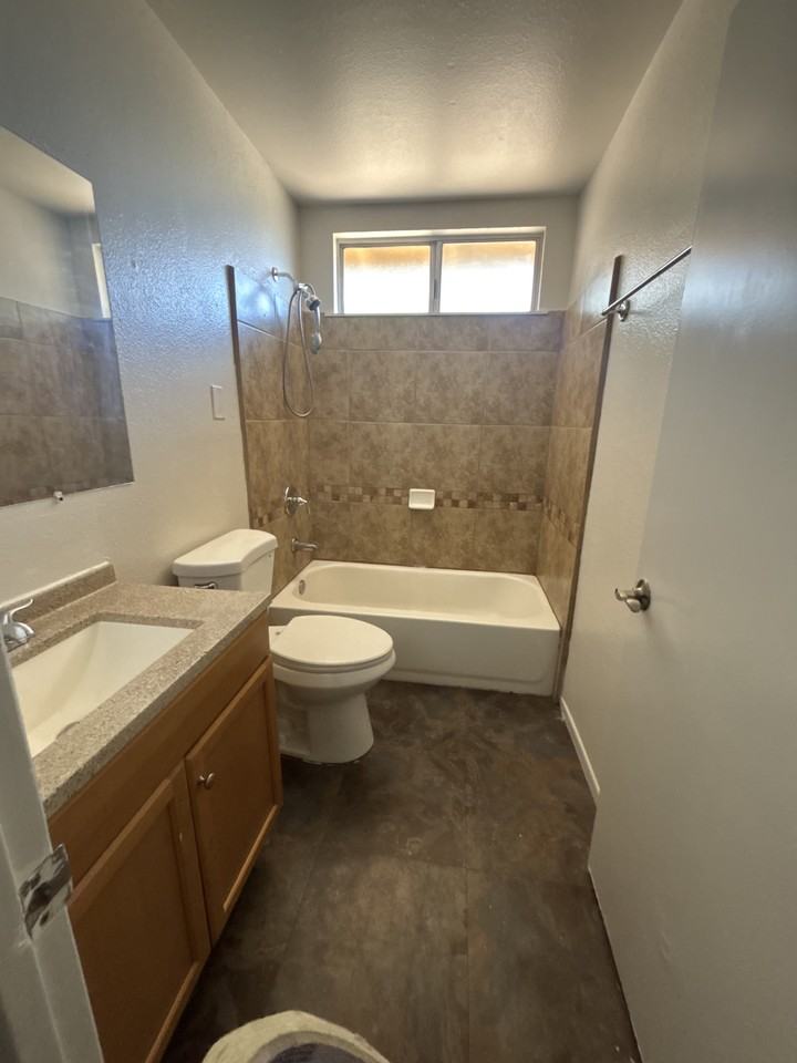 4579 Camarilla Ave - Photo 2 of 7