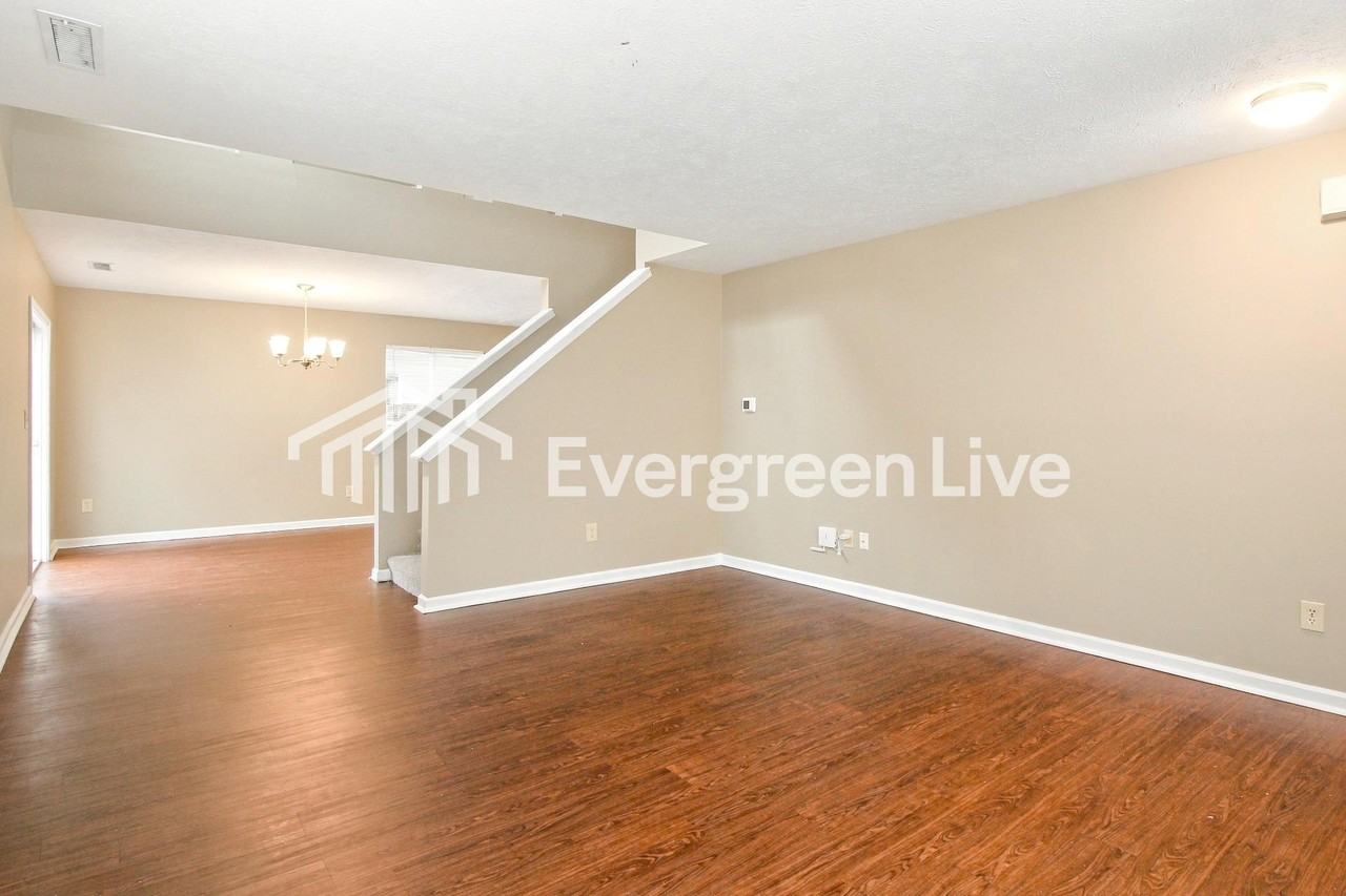 4641 Falcon Run Way - Photo 4 of 16