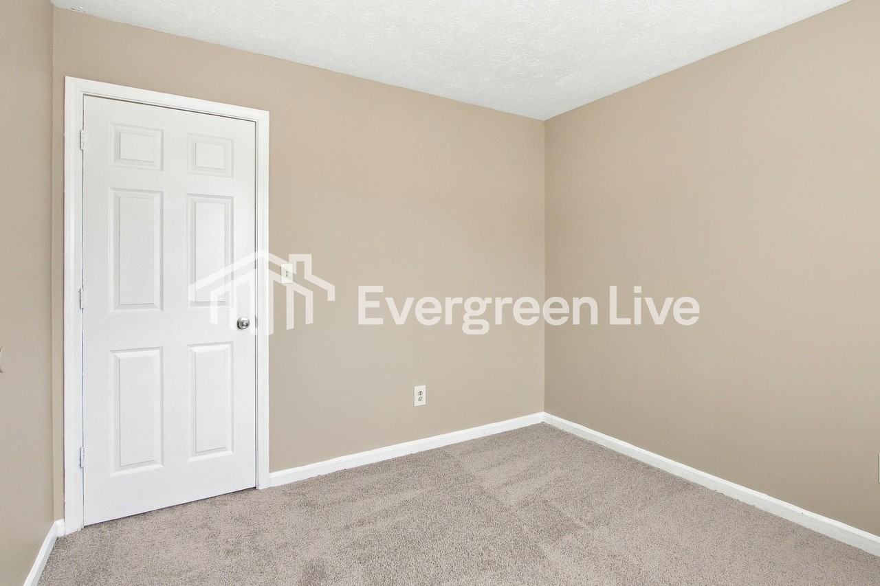 4641 Falcon Run Way - Photo 7 of 16