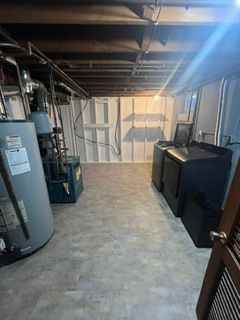 10934 Southview Dr - Photo 4 of 35