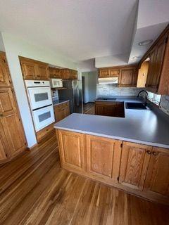 10934 Southview Dr - Photo 6 of 35