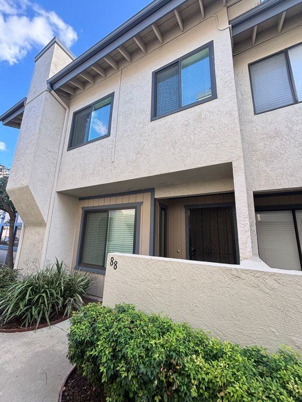 12741 Laurel St - Photo 2 of 13