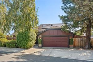 featured image of 2554 Holly View Ct