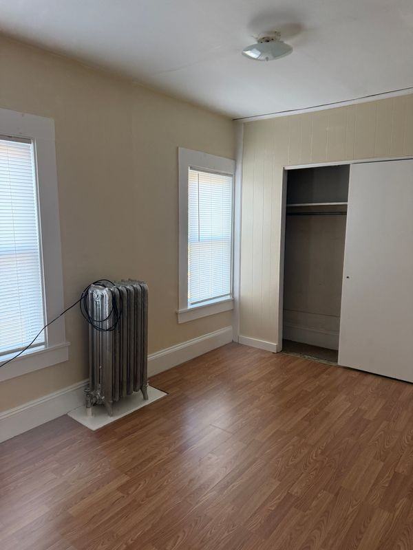 278 Whittenton St - Photo 4 of 10