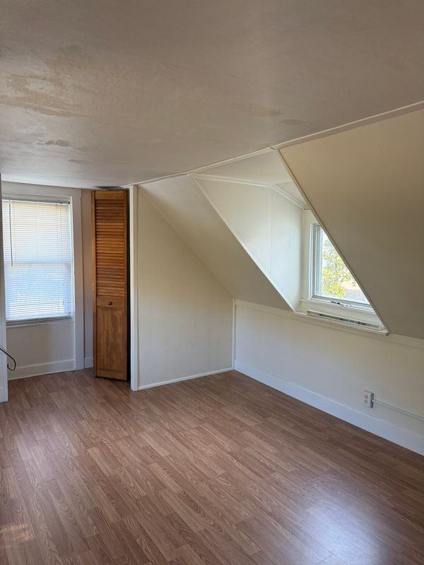 278 Whittenton St - Photo 6 of 10
