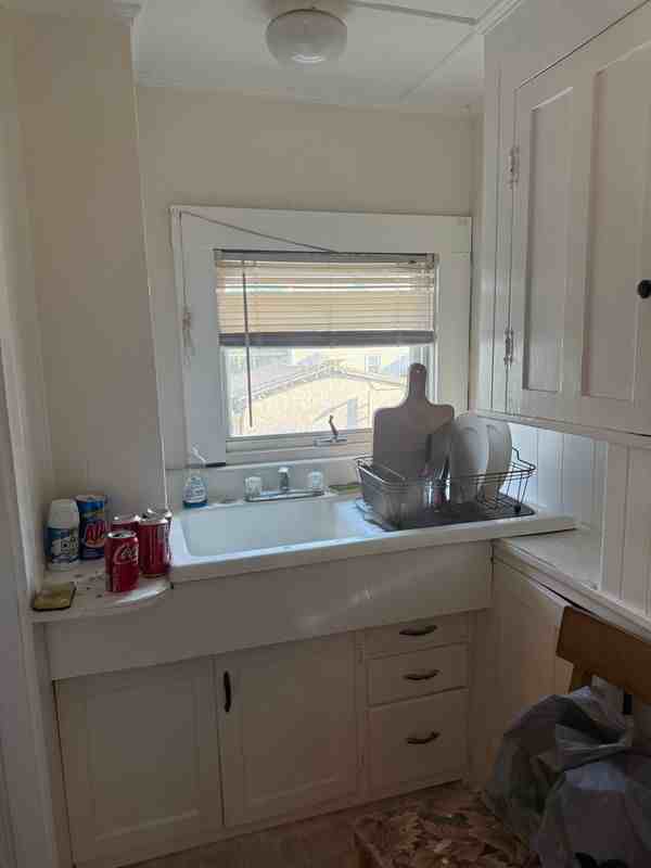 278 Whittenton St - Photo 7 of 10