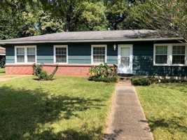 featured image of 913 Shady Brook Dr