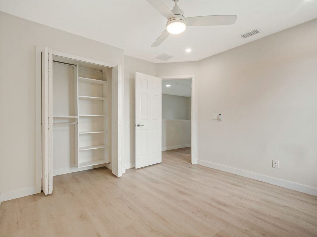 3906 Quartz Ave - Photo 4 of 50