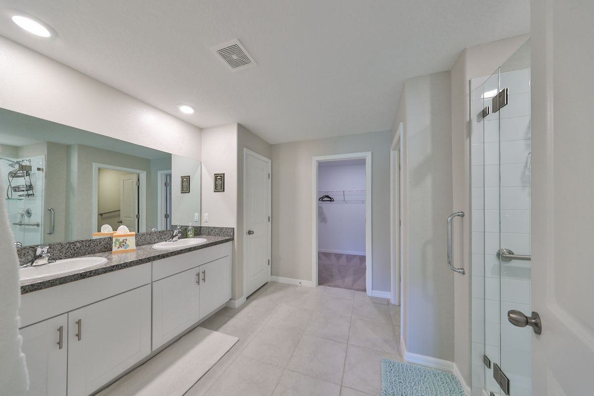 10351 Alder Green Dr - Photo 3 of 13